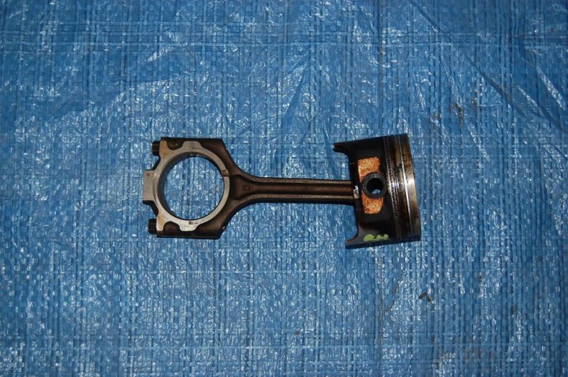 Запчасть поршень MAZDA XEDOS 6 X6 (CA) 92-98 Б/У Поршень MAZDA XEDOS 6 X6 (CA) 92-98 Б/У