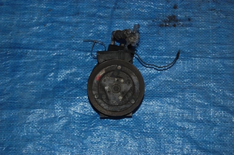 Компрессор кондиционера E2200 E-SERIES 86-04 Компрессор кондиционера E2200 E-SERIES 86-04