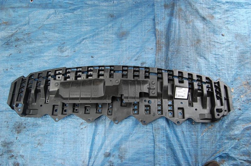 Защита переднего бампера передняя TOYOTA COROLLA E16 13- 52601-12310 новая