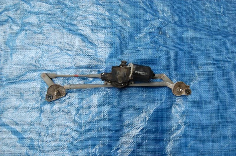 Трапеция стеклоочистителей TOYOTA MATRIX 02-08 85150-01020 Б/У