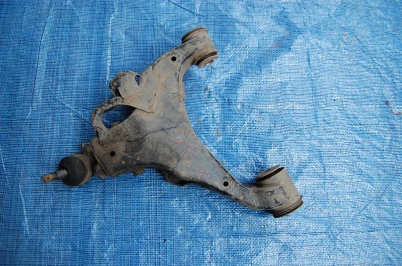 Запчасть рычаг передней подвески нижний передний правый TOYOTA LAND CRUISER 200 08-21 48068-60030 Б/У Рычаг передней подвески нижний передний правый TOYOTA LAND CRUISER 200 08-21 48068-60030 Б/У