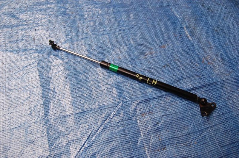 Амортизатор крышки багажника TOYOTA LAND CRUISER 200 08-21 68960-0WD81 Б/У