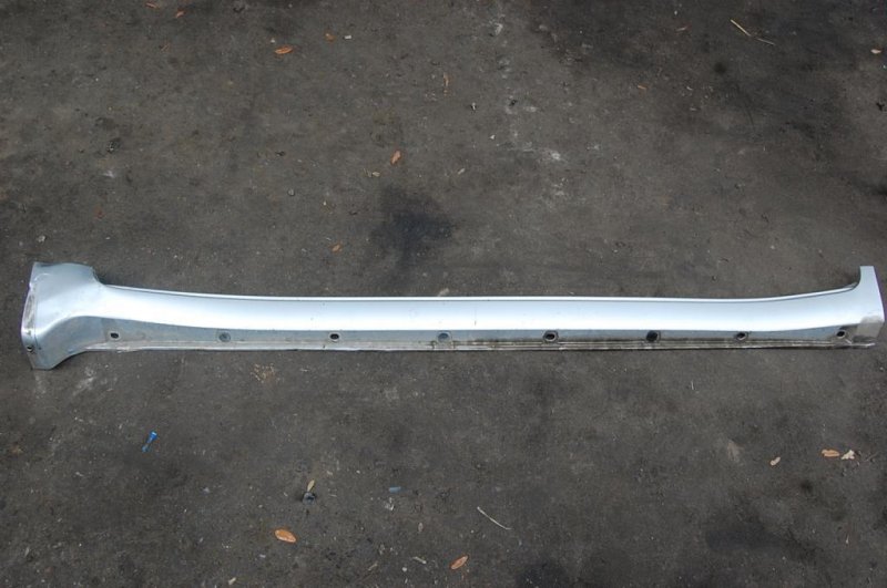 Запчасть накладка порога наружная левая TOYOTA LAND CRUISER 200 08-21 Б/У Накладка порога наружная левая TOYOTA LAND CRUISER 200 08-21 Б/У