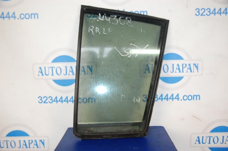 Стекло двери глухое заднее левое NISSAN TIIDA/VERSA C11 04-11 82263-EL000 Б/У