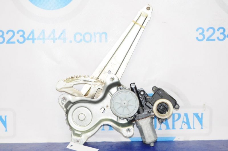 Стеклоподъемник задний левый TOYOTA CAMRY 40 06-11 69804-33050 Б/У