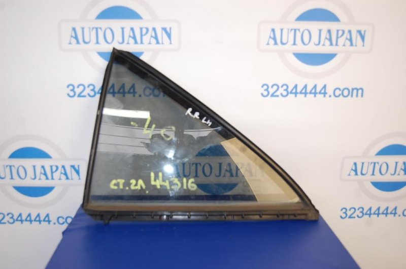 Стекло двери глухое заднее левое TOYOTA CAMRY 40 06-11 68124-33060 Б/У