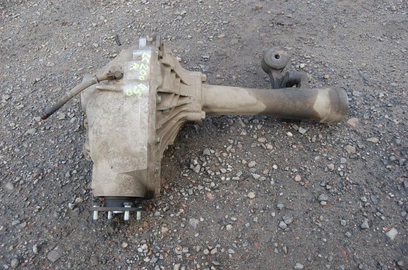 Редуктор передний LAND CRUISER 200 08-21