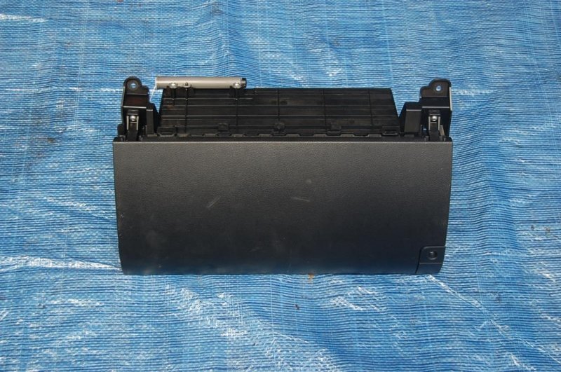 Бардачок TOYOTA LAND CRUISER 200 08-21 55320-60020-C0 Б/У