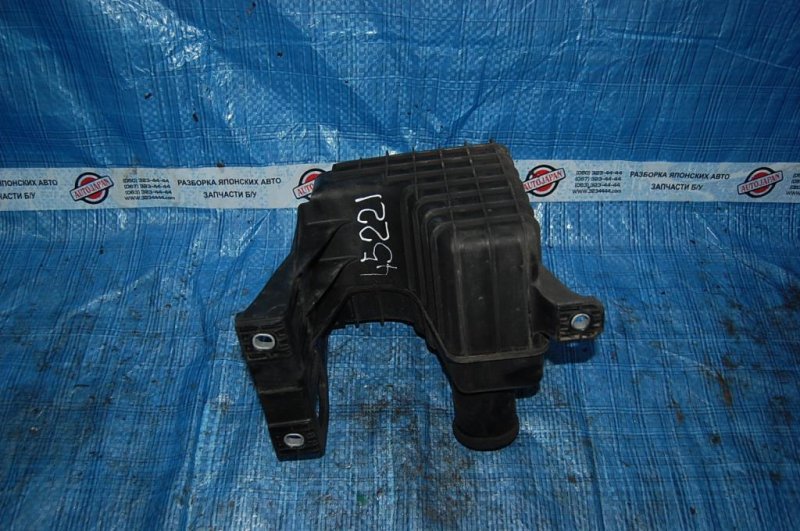 Резонатор воздушного фильтра MAZDA 6 GG 02-07 Б/У