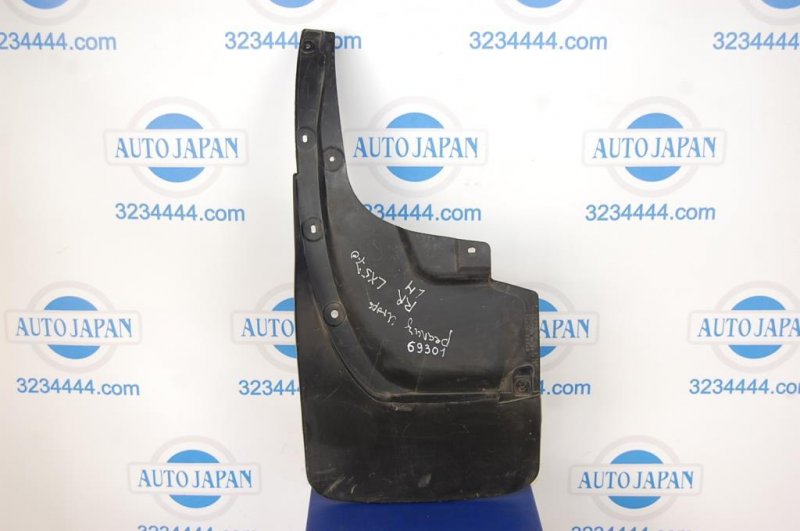 Брызговик задний левый LEXUS LX570 07-15 76626-60350 Б/У