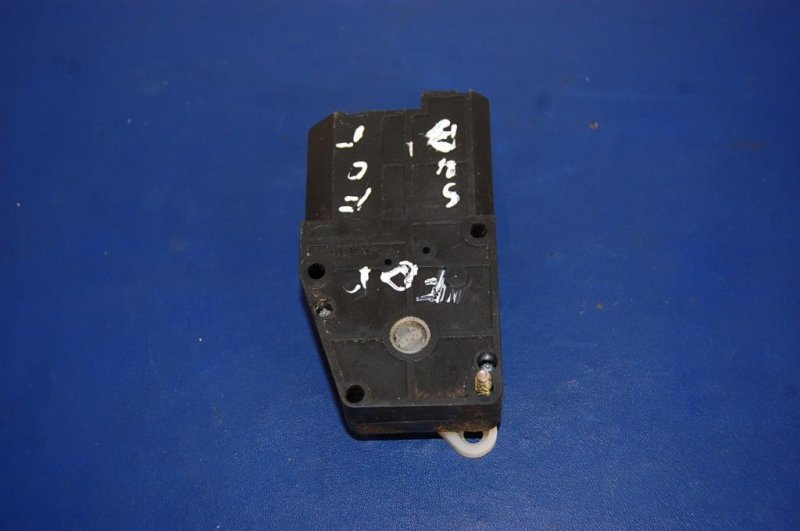 Моторчик заслонки печки FORESTER SG 02-07