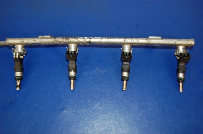 Запчасть форсунка топливная MITSUBISHI LANCER X 10 07-15 4B11 1465A029 Б/У Форсунка топливная MITSUBISHI LANCER X 10 07-15 4B11 1465A029 Б/У