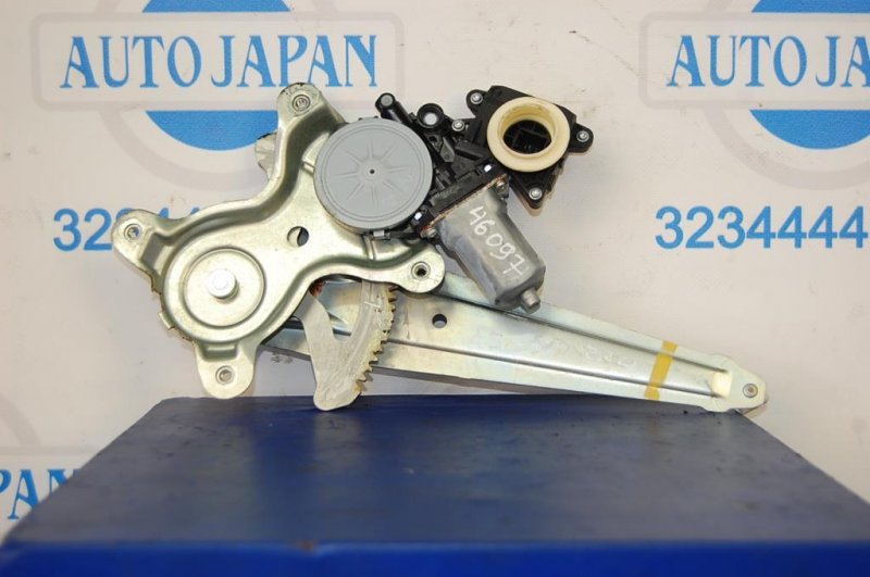 Стеклоподъемник задний левый LEXUS ES350 06-12 69804-12180 Б/У