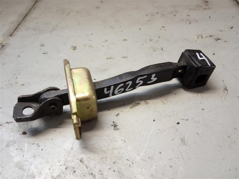 Ограничитель двери задний правый MITSUBISHI OUTLANDER XL 05-13 Б/У