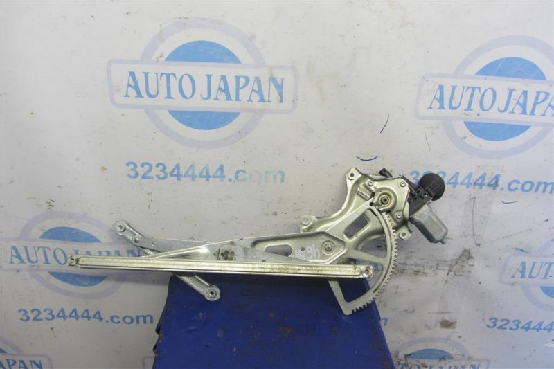 Стеклоподъемник передний левый LEXUS GS350 GS300 05-11