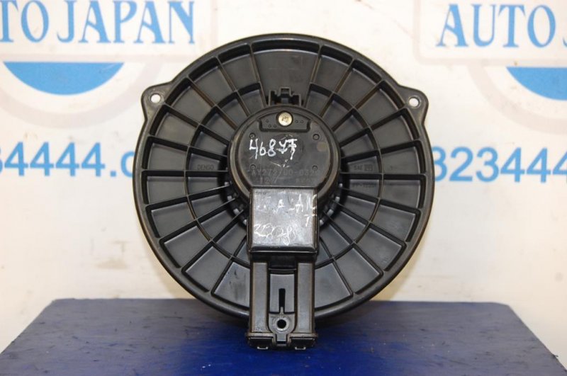 Моторчик печки MITSUBISHI GALANT 03-12 7801A115 Б/У