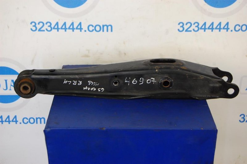 Рычаг задней подвески поперечный нижний задний левый LEXUS GS350 GS300 05-11 Б/У