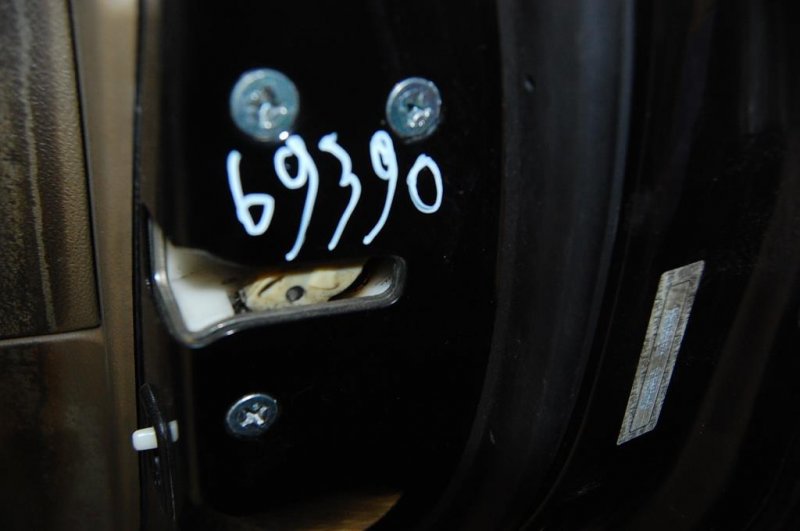 Замок двери задний правый ACURA MDX (YD2) 06-13 YD2 72610-STX-A02 Б/У