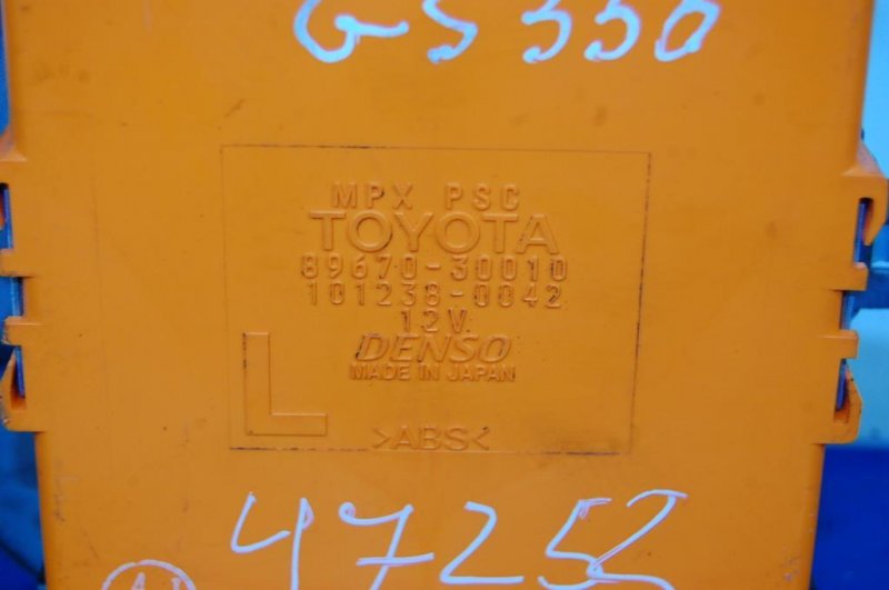 Блок электронный GS350 GS300 05-11