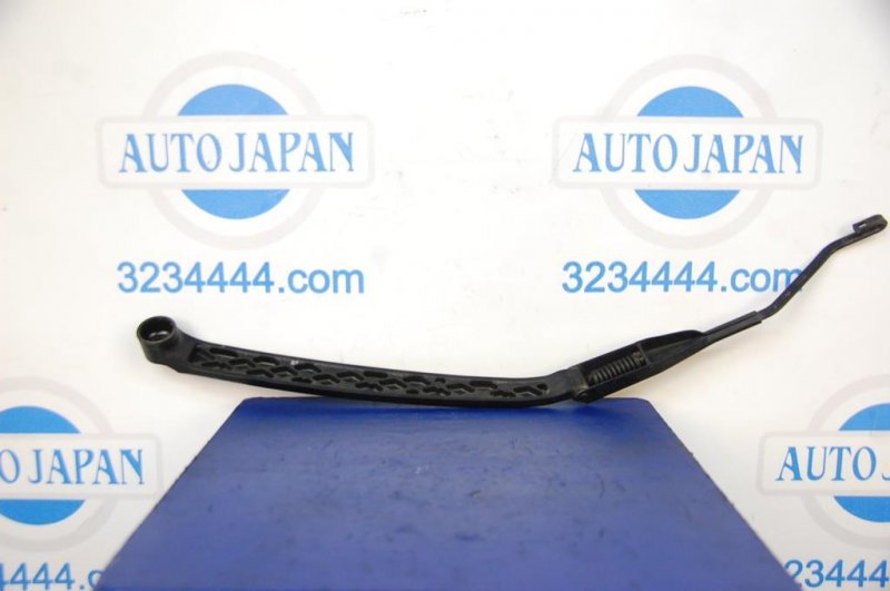 Поводок стеклоочистителя передний передний правый ES300 ES330 01-06