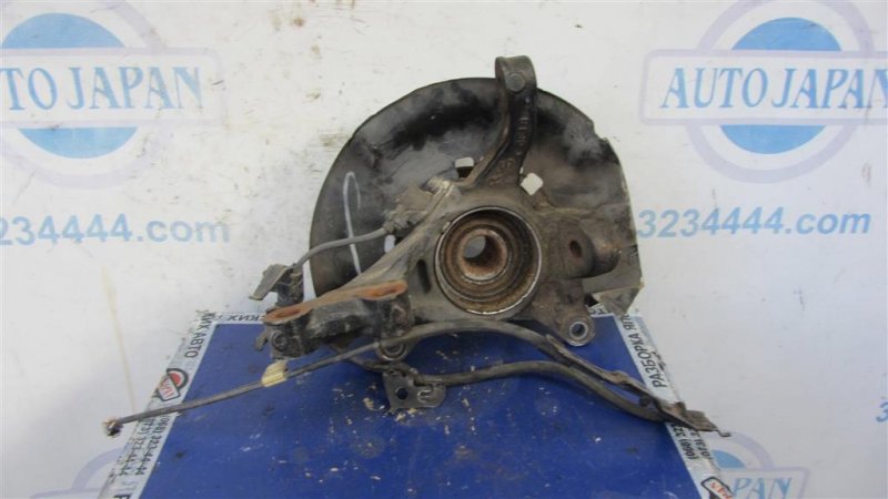 Кулак поворотный передний правый TOYOTA CAMRY 30 02-06 Кулак поворотный передний правый TOYOTA CAMRY 30 02-06