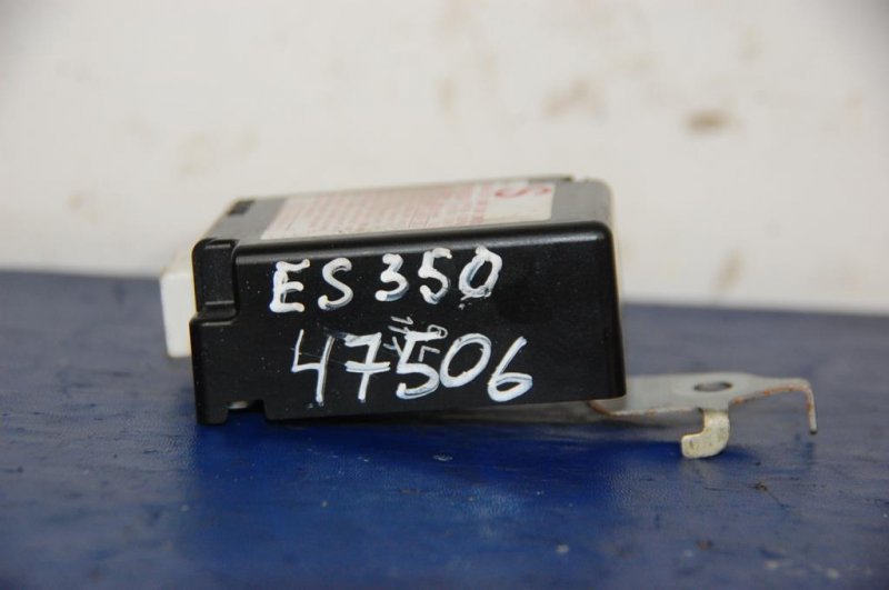 Блок управления центральным замком ES350 06-12