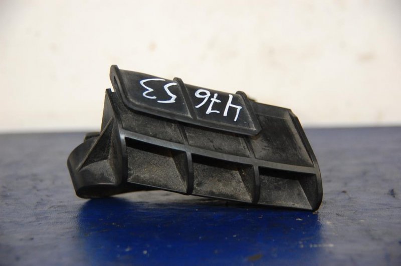 Кронштейн заднего бампера задний левый LEXUS GS350 GS300 05-11 Б/У