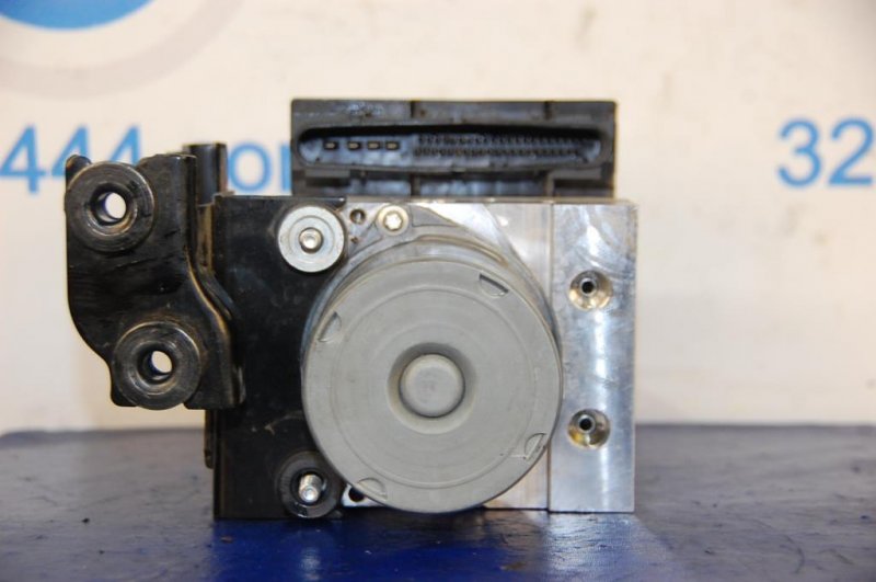 Запчасть блок abs INFINITI FX/QX70 S51 08-17 47660-3GW1A Б/У Блок ABS INFINITI FX/QX70 S51 08-17 47660-3GW1A Б/У