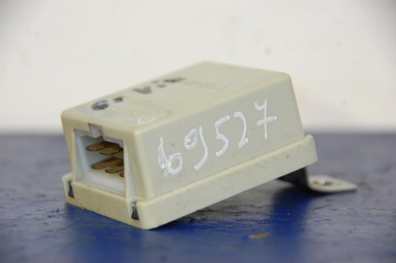 Реле SUZUKI GRAND VITARA 05-15 Б/У