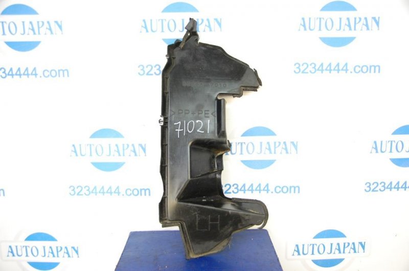 Дефлектор воздушный TOYOTA PRIUS - 20 03-11 Б/У