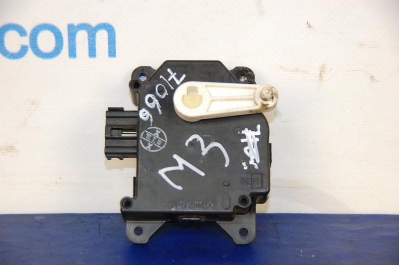 Моторчик заслонки печки MAZDA 3 BK 03-08 BP4K-61-B60 Б/У