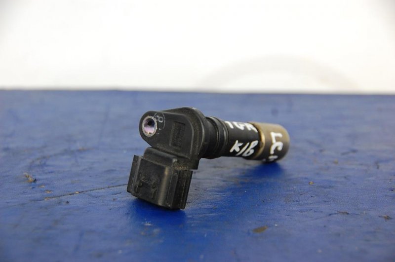 Датчик положения коленвала TOYOTA LAND CRUISER PRADO 120 02-09 90919-05057 Б/У