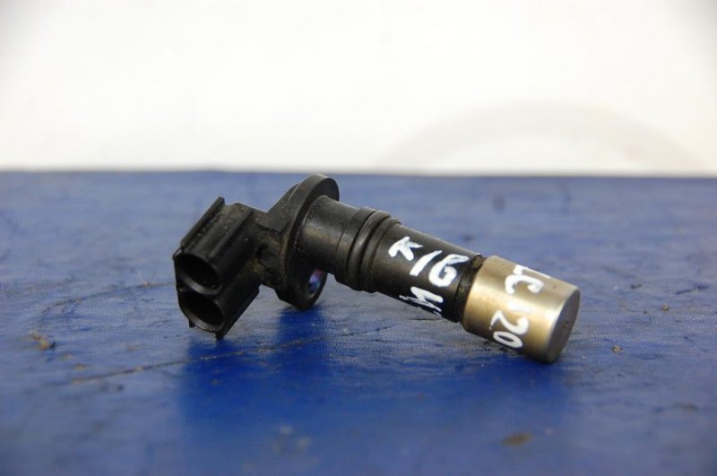 Датчик положения коленвала LAND CRUISER PRADO 120 02-09