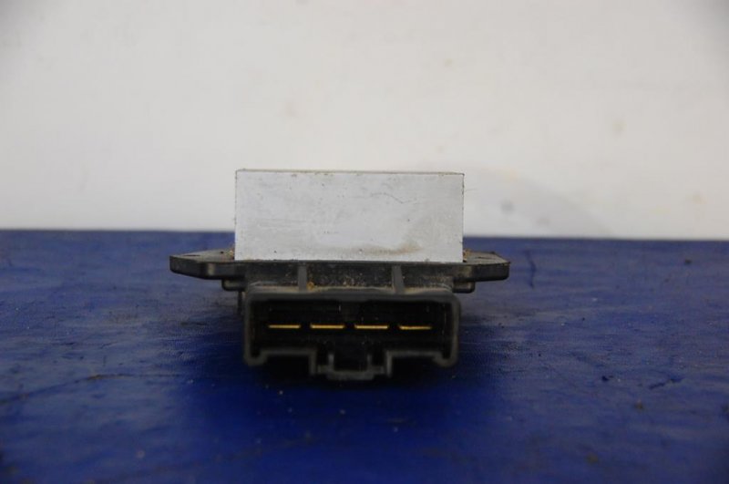 Резистор печки RX300/330/350/400 03-09 Резистор печки RX300/330/350/400 03-09