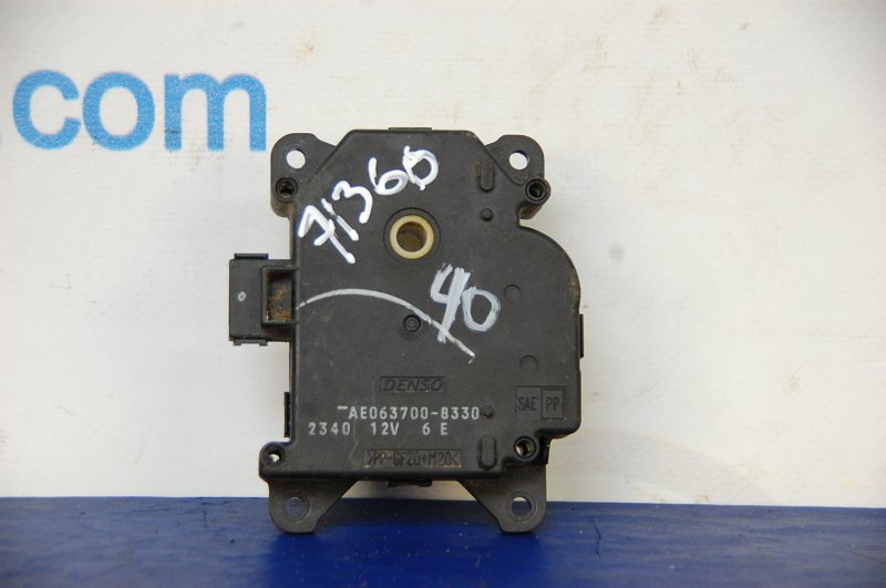 Моторчик заслонки печки CAMRY 40 06-11 Моторчик заслонки печки CAMRY 40 06-11