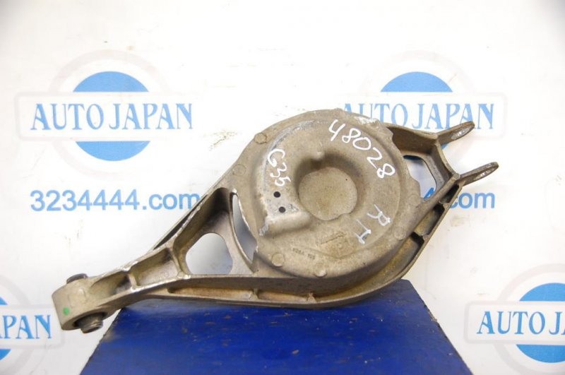 Рычаг задней подвески поперечный нижний задний правый INFINITI G25/G35/G37/Q40 06-14 551B0-JK010 Б/У