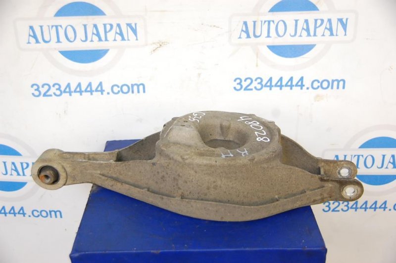 Рычаг задней подвески поперечный нижний задний правый G25/G35/G37/Q40 06-14