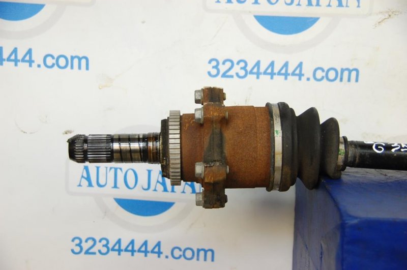 Привод задний задний правый G25/G35/G37/Q40 06-14