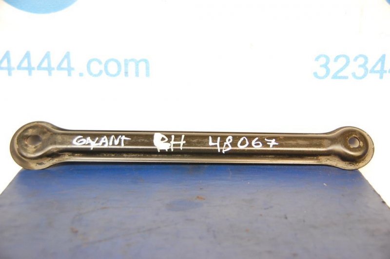 Запчасть крепление балки подвески MITSUBISHI GALANT 03-12 Б/У Крепление балки подвески MITSUBISHI GALANT 03-12 Б/У