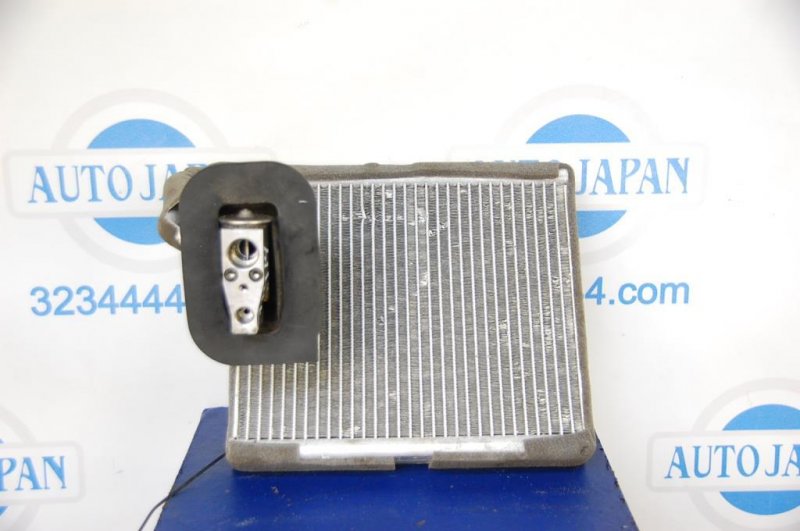 Испаритель кондиционера LEAF 10-17