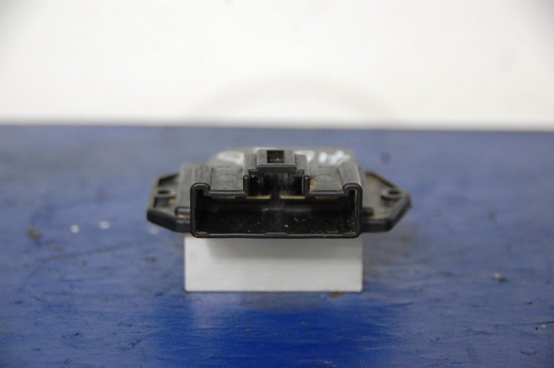 Резистор печки RX300/330/350/400 03-09