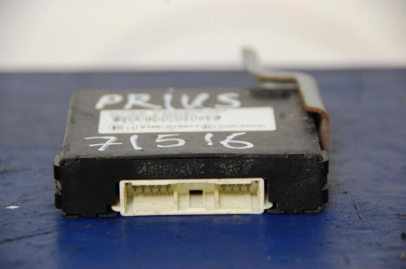 Блок электронный TOYOTA PRIUS - 30 09-17 Блок электронный TOYOTA PRIUS - 30 09-17