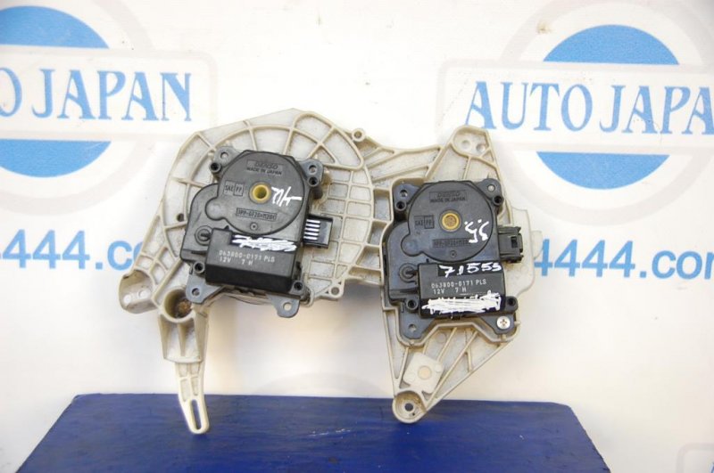 Запчасть моторчик заслонки печки TOYOTA CAMRY 40 06-11 87106-30440 Б/У Моторчик заслонки печки TOYOTA CAMRY 40 06-11 87106-30440 Б/У