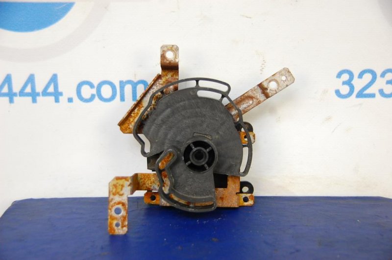 Моторчик заслонки печки MURANO Z50 02-07 Моторчик заслонки печки MURANO Z50 02-07