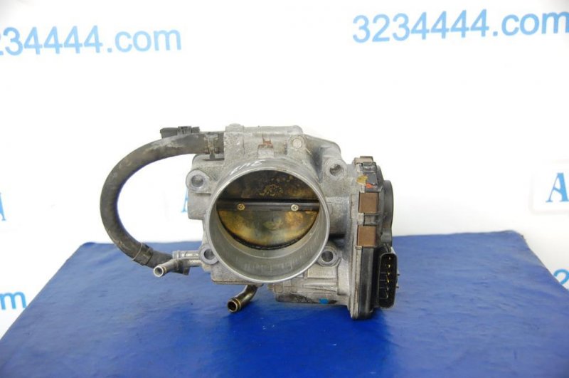 Дроссельная заслонка LEXUS LS430 00-06 22030-50180 Б/У