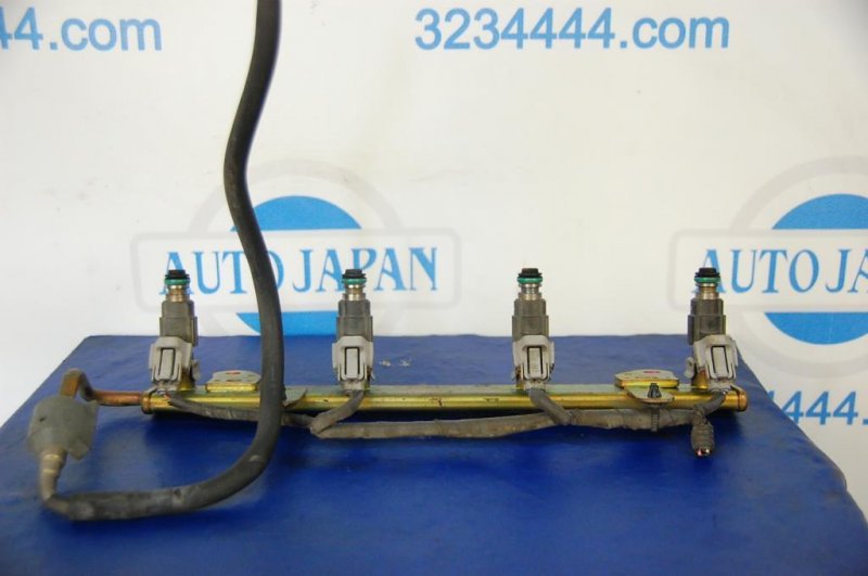 Запчасть форсунка топливная NISSAN X-TRAIL T30 01-07 16600-AE060 Б/У Форсунка топливная NISSAN X-TRAIL T30 01-07 16600-AE060 Б/У