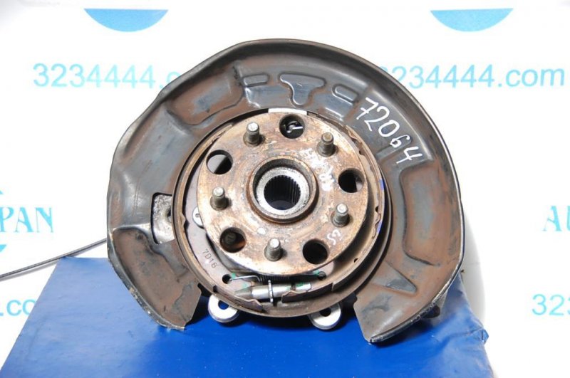 Ступица задняя правая LEXUS GS350 GS300 05-11 42410-30020 Б/У