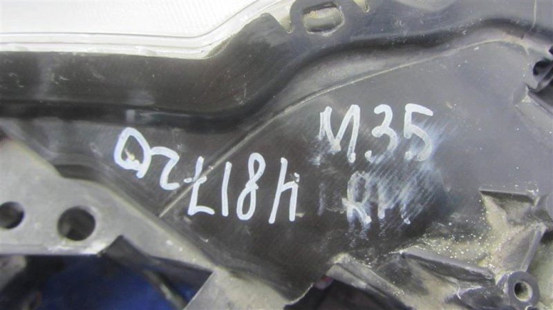 Фара передняя правая M35/M45 04-10