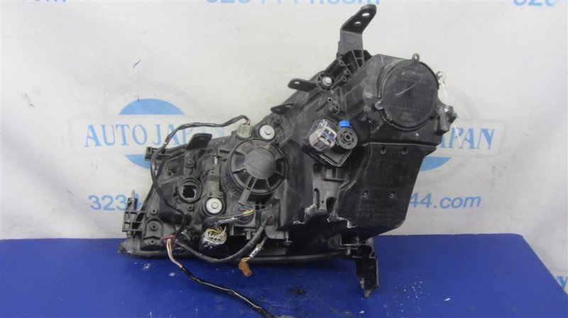 Фара передняя правая M35/M45 04-10