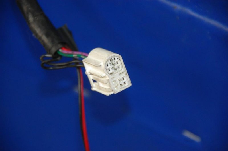 Зеркало правое CAMRY 40 06-11